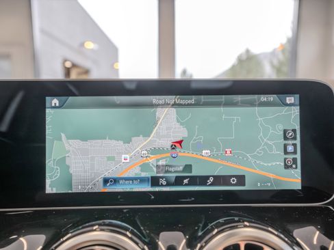 Used 2021 Mercedes-Benz GLA 250 4MATIC image 20