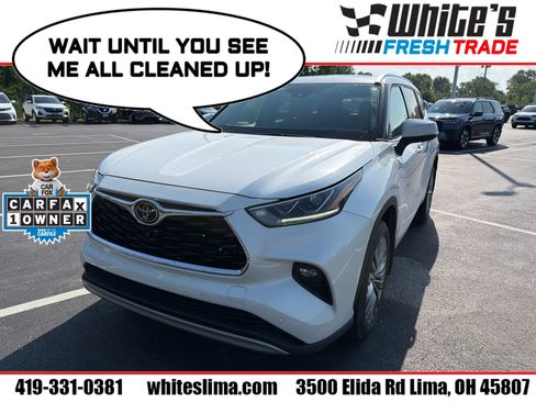 Used 2021 Toyota Highlander Platinum AWD/4WD image 1