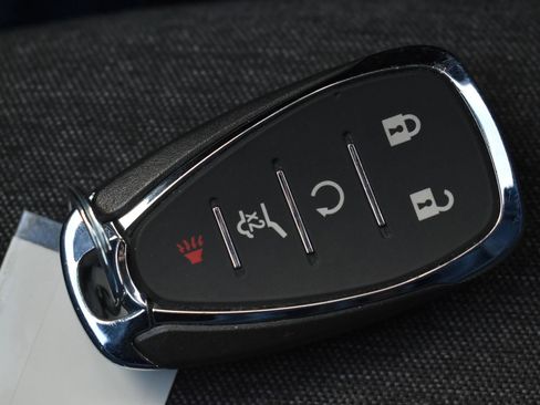 Used 2024 Chevrolet Equinox LT image 33