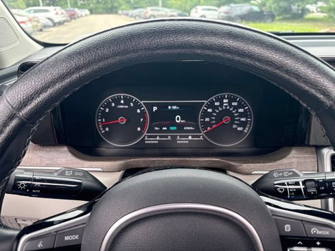Used 2022 Kia Sorento S w/ Panoramic Sunroof Package AWD/4WD image 3