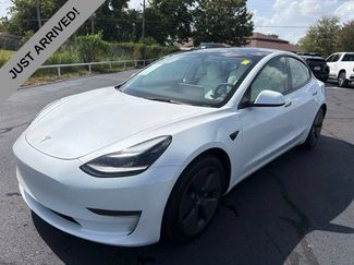 Used 2023 Tesla Model 3 Standard Range RWD video 1