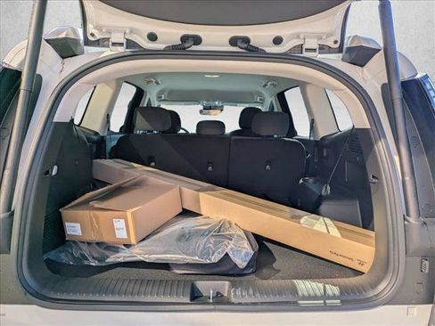 New 2026 Hyundai Ioniq 9 SE image 19