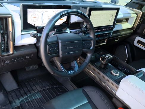 Certified 2022 GMC Hummer EV Edition 1 w/ LPO, Illumination Package image 12