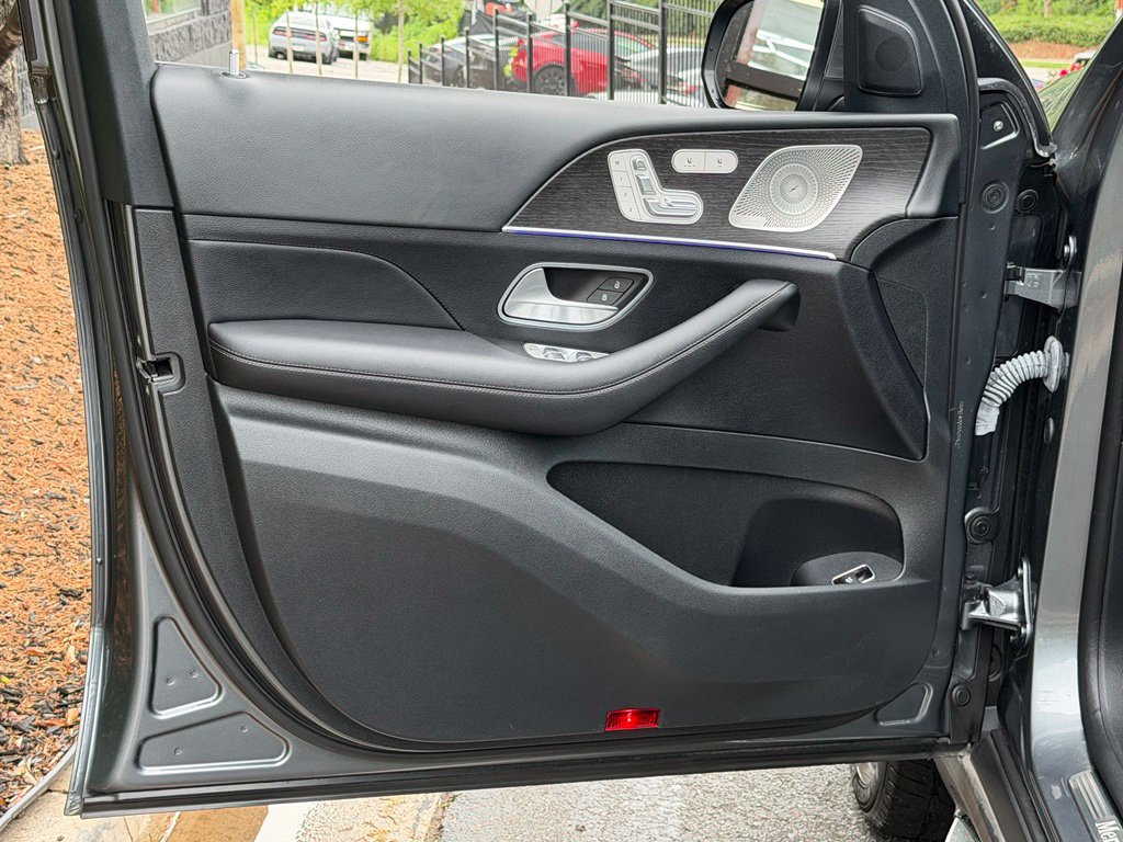 Used 2022 Mercedes-Benz GLE 350 w/ Premium Package image 26