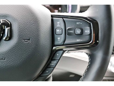 Used 2026 RAM 1500 Limited AWD/4WD image 16