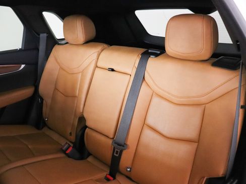 Used 2023 Cadillac XT5 Premium Luxury AWD/4WD image 19