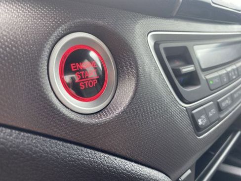 Used 2025 Honda Ridgeline RTL image 32