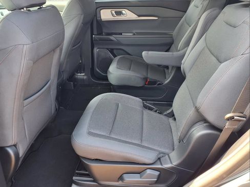 New 2026 Ford Explorer Active RWD image 15