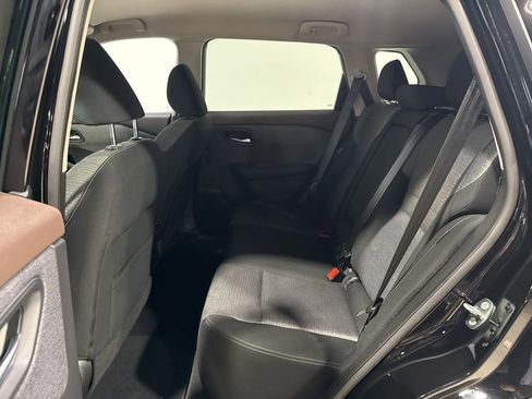 Used 2021 Nissan Rogue SV AWD/4WD image 33