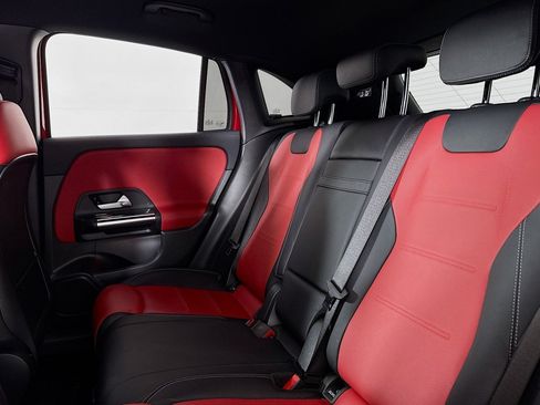 Certified 2023 Mercedes-Benz GLA 250 image 9