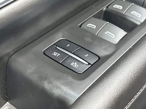 Used 2021 Chevrolet Tahoe High Country RWD image 29