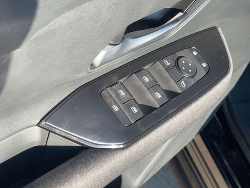 New 2026 Nissan Kicks SV image 11