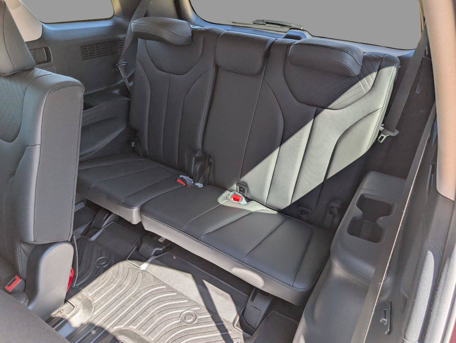 Used 2023 Hyundai Palisade SEL FWD image 20