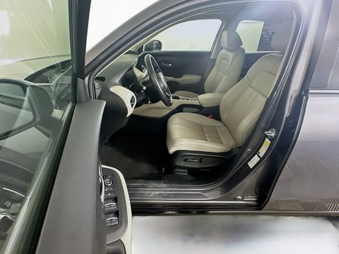 Used 2025 Honda HR-V EX-L image 13