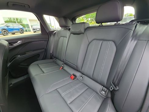 Used 2023 Audi Q4 e-tron Premium Plus w/ Premium Plus AWD/4WD image 24