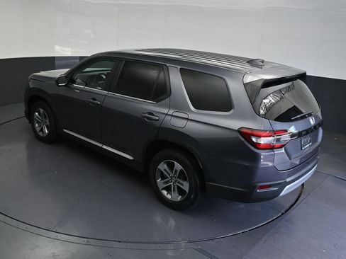Used 2023 Honda Pilot EX-L image 13