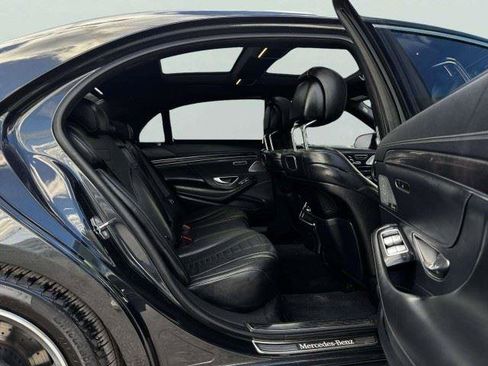 Used 2019 Mercedes-Benz S 560 4MATIC Sedan image 42