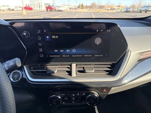 New 2026 Chevrolet Trax RS image 15