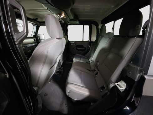 Used 2021 Jeep Gladiator Sport AWD/4WD image 25
