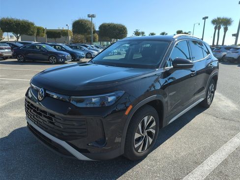 New 2026 Volkswagen Tiguan S image 10