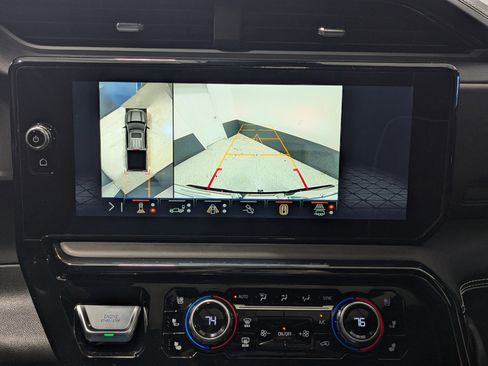 Used 2024 GMC Sierra 1500 AT4X image 22