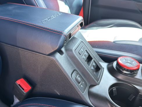 Used 2023 Ford Bronco Raptor AWD/4WD image 26