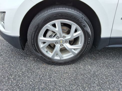 Certified 2021 Chevrolet Equinox Premier AWD/4WD image 10