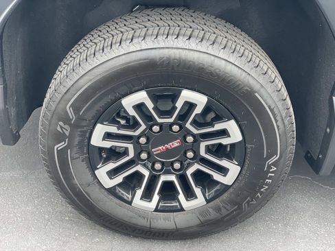 Used 2026 GMC Sierra EV Elevation AWD/4WD image 30