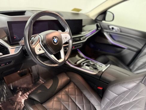 Used 2024 BMW X7 xDrive40i AWD/4WD image 17