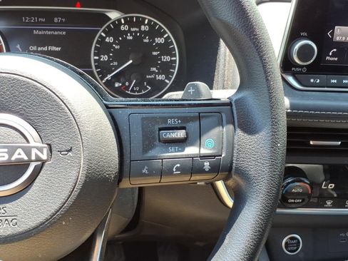 Used 2023 Nissan Rogue SV AWD/4WD image 14