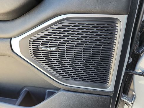 New 2025 Jeep Wagoneer L Series II w/ Convenience Group I image 30