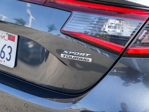 Used 2024 Honda Civic Sport Touring image 12
