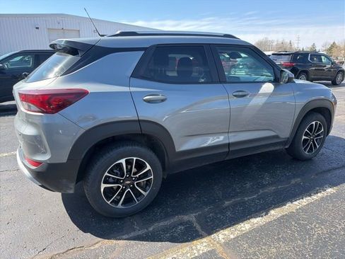 Certified 2025 Chevrolet TrailBlazer LT AWD/4WD image 3