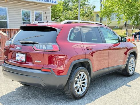 Used 2019 Jeep Cherokee Latitude Plus w/ Comfort/Convenience Group AWD/4WD image 4
