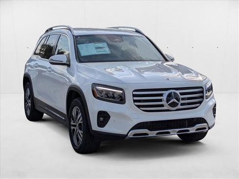 New 2025 Mercedes-Benz GLB 250 4MATIC image 7