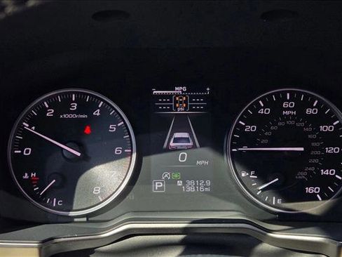 Used 2024 Subaru Legacy Limited image 10