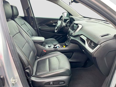 Used 2018 GMC Terrain SLT w/ Preferred Package image 30