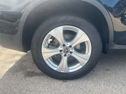 Used 2018 Mercedes-Benz GLC 300 4MATIC image 25