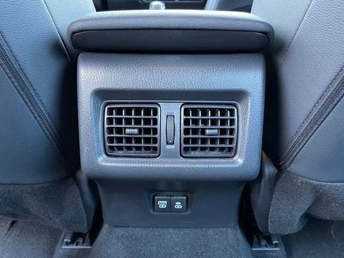 Used 2025 Toyota Camry SE FWD image 27