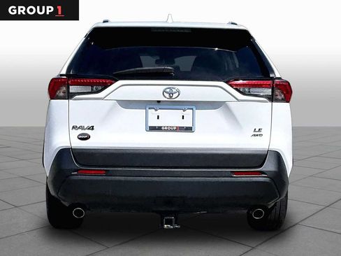 Used 2020 Toyota RAV4 LE w/ All Weather Liner Package AWD/4WD image 5