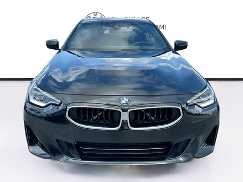 Used 2025 BMW 230i Coupe w/ Convenience Package RWD image 2