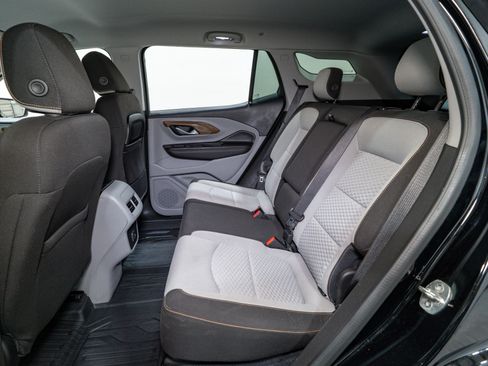 Used 2020 GMC Terrain SLE w/ LPO, Floor Liner Package image 27