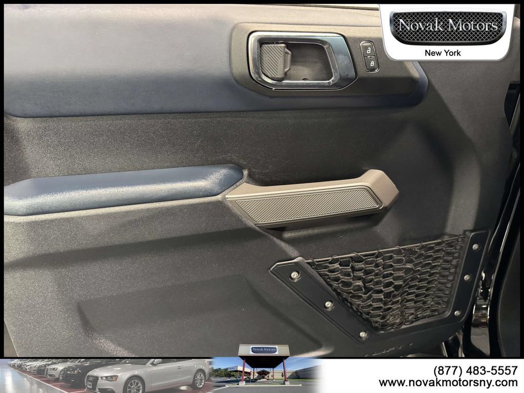 Used 2023 Ford Bronco Outer Banks AWD/4WD image 17