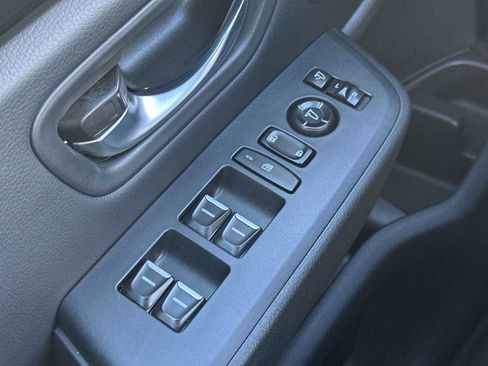 Used 2024 Honda Pilot TrailSport image 15