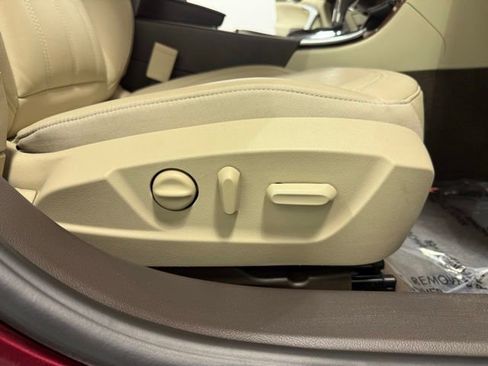 Used 2017 Buick Regal Premium w/ Driver Confidence Package #1 image 27