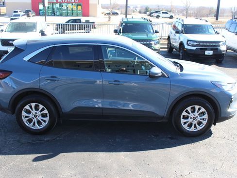 Used 2023 Ford Escape Active w/ Tech Pack #2 image 7