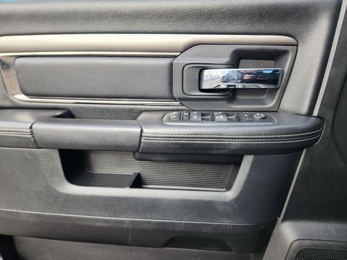 Used 2015 RAM 1500 Sport w/ Black Ram 1500 Sport Group image 17