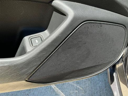 Used 2018 Honda Accord Touring image 23