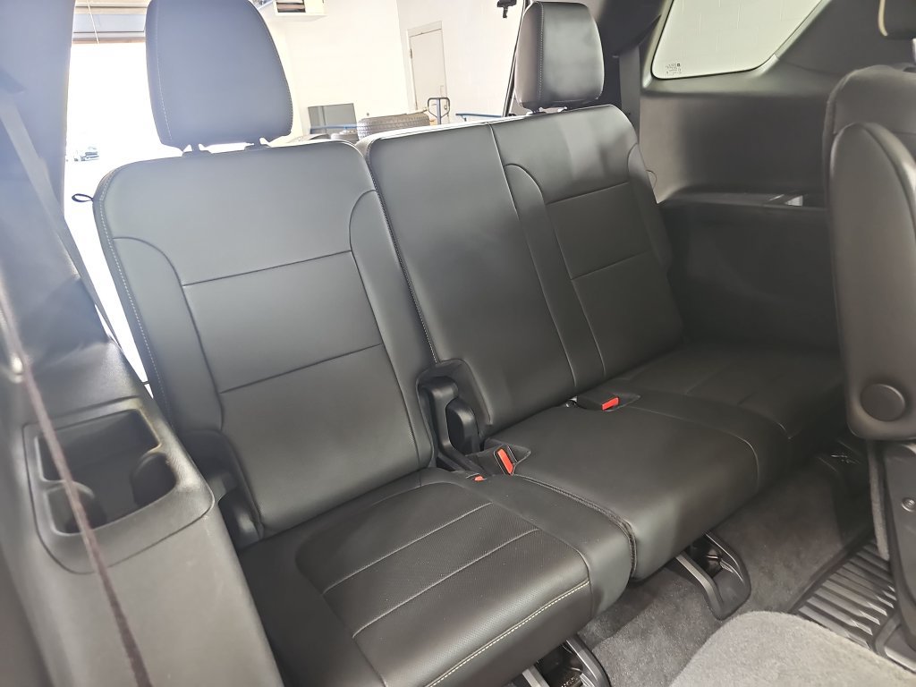 Used 2023 Chevrolet Traverse Premier AWD/4WD image 15