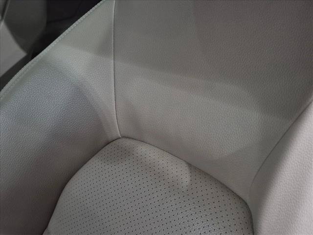 Used 2013 Mercedes-Benz C 250 Coupe image 13
